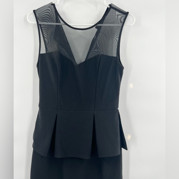 Bisou Bisou Michele Bohbot black sleeveless peplum dress size 6 - Picture 2 of 9